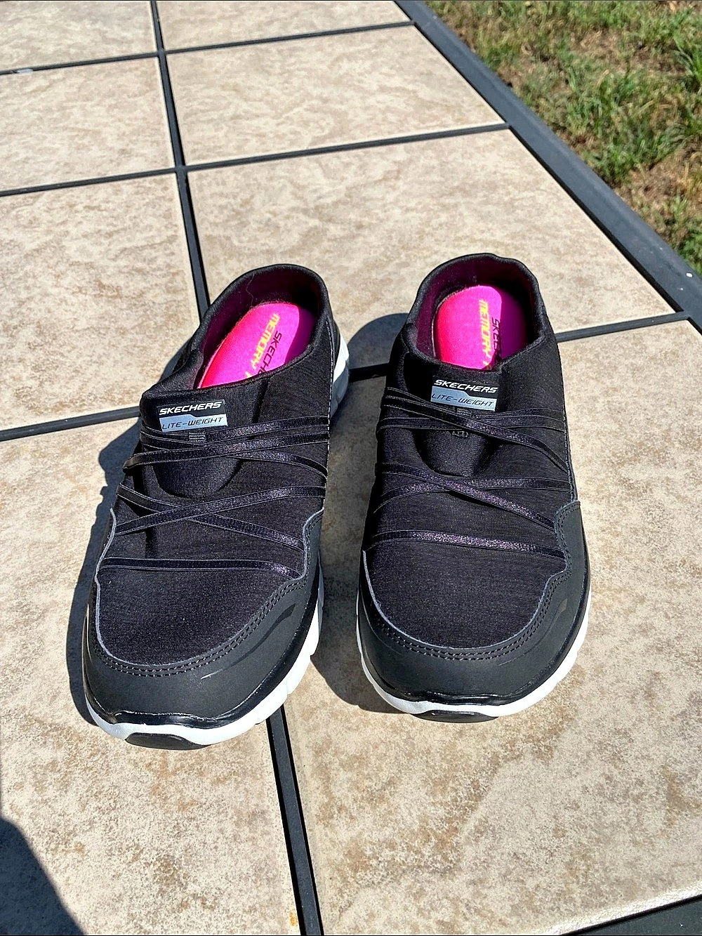Skechers Dual-Lite Memory Foam Slip-On Mule Black & White & Pink US 9